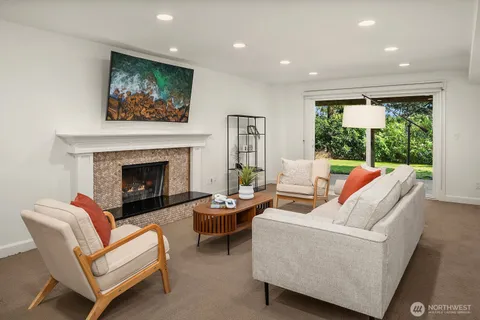 $3,699,000 | 2650 79th Avenue Northeast, Medina, WA 98039