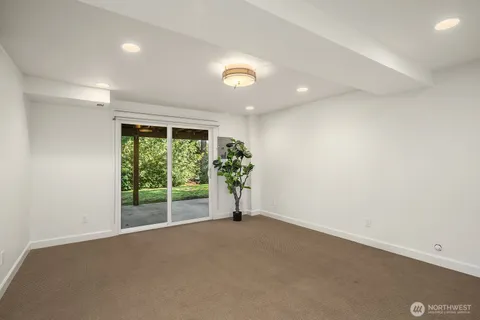 $3,699,000 | 2650 79th Avenue Northeast, Medina, WA 98039