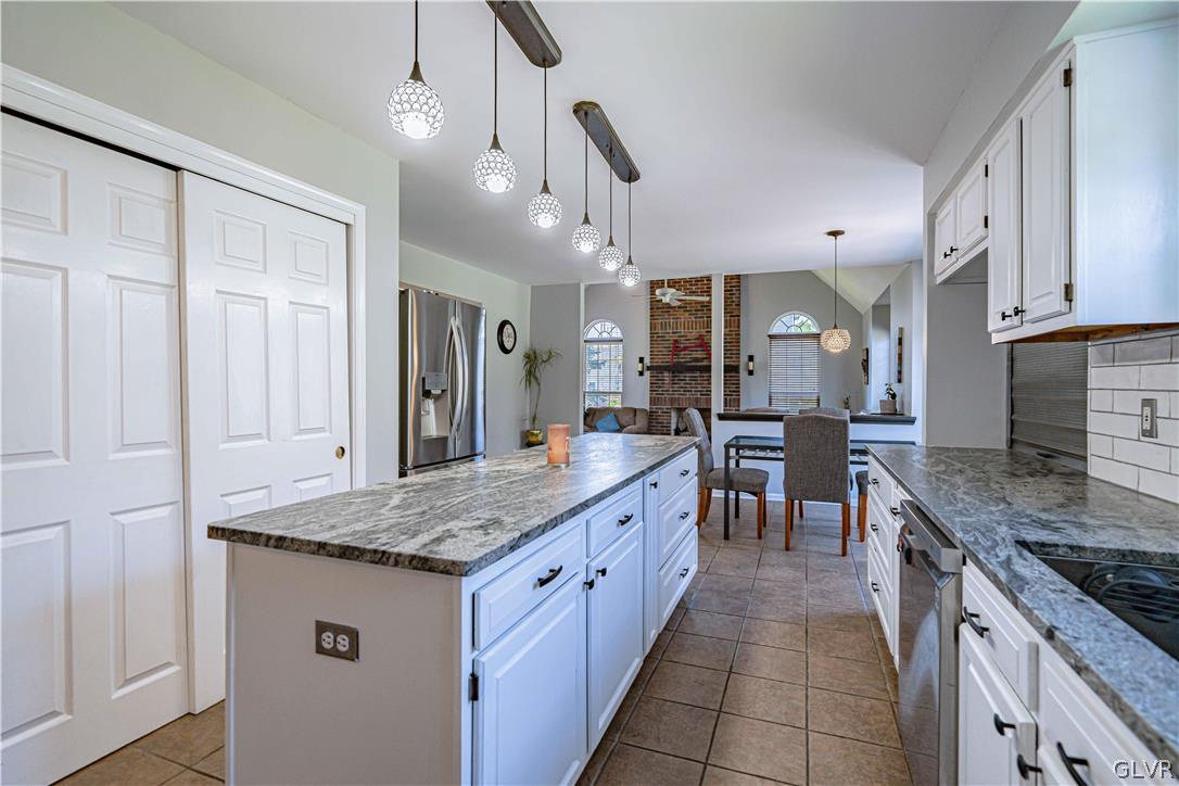 5025 Harvey Road Bethlehem, PA 18020 - Photo 17 of 50 Gallery Image 17