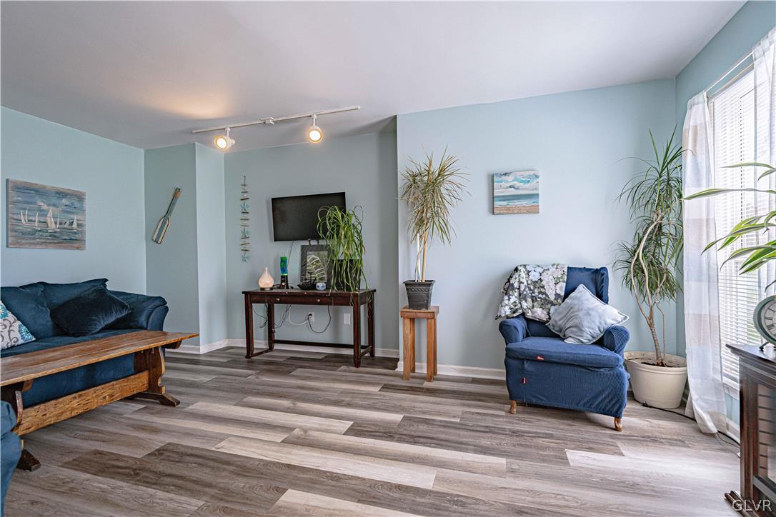5025 Harvey Road Bethlehem, PA 18020 - Photo 8 of 50 Gallery Image 8