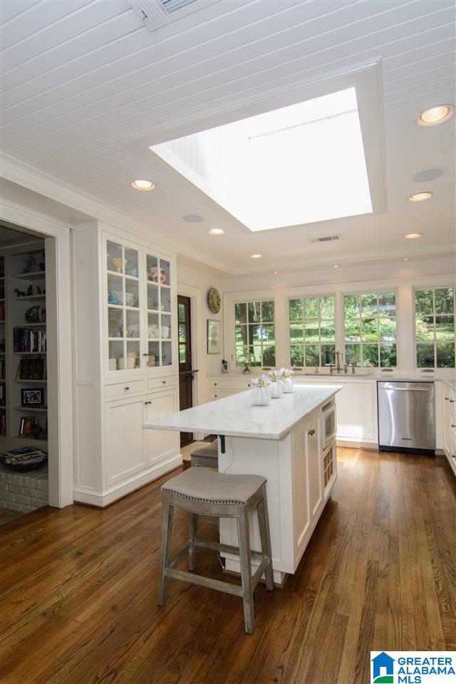 3320 Brookwood Road Birmingham, AL 35223 - Photo 14 of 50