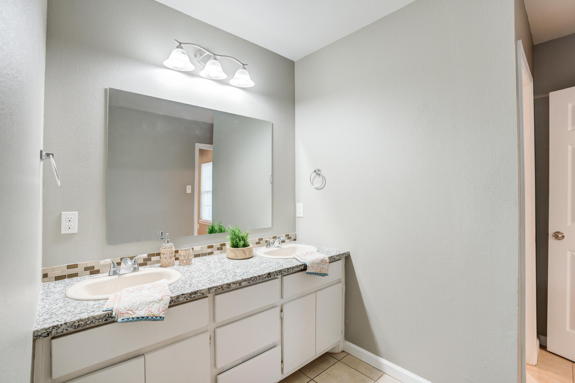 1907 16th Street Lubbock, TX 79401 - Photo 27 of 56 DSC00762_3_4_5_6