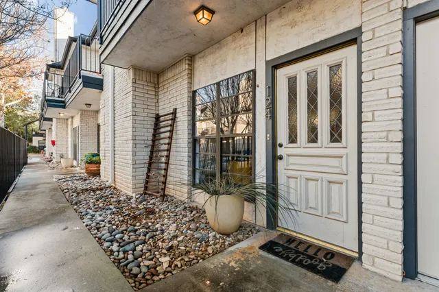 $450,000 | 1307 Kinney Avenue, Unit 124, Austin, TX 78704