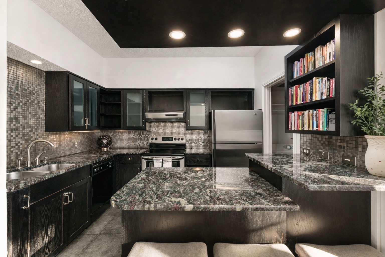 1307 Kinney Avenue, Unit 124 Austin, TX 78704 - Photo 4 of 32