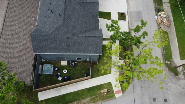 $6,000 | 5502 Texas Street, Houston, TX 77011