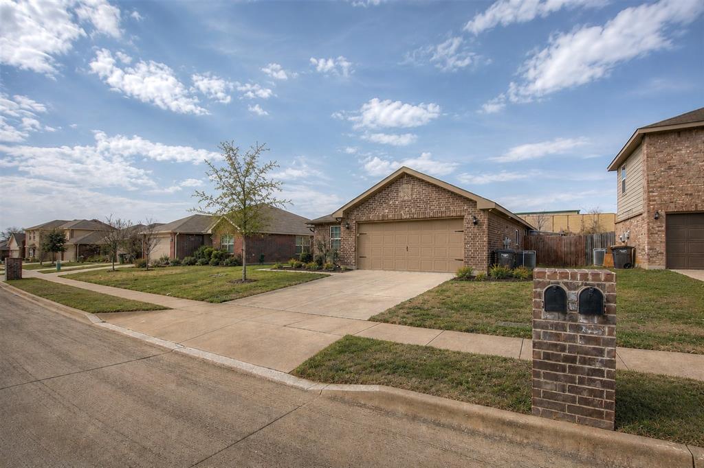 3104 Middleview Road Fort Worth, TX 76108 - Photo 2 of 36