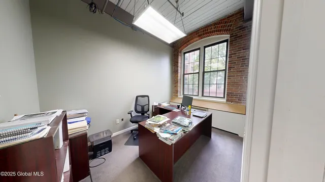 $1,250 | 9-15 Broad Street, Unit SUITE 204, Glens Falls, NY 12801