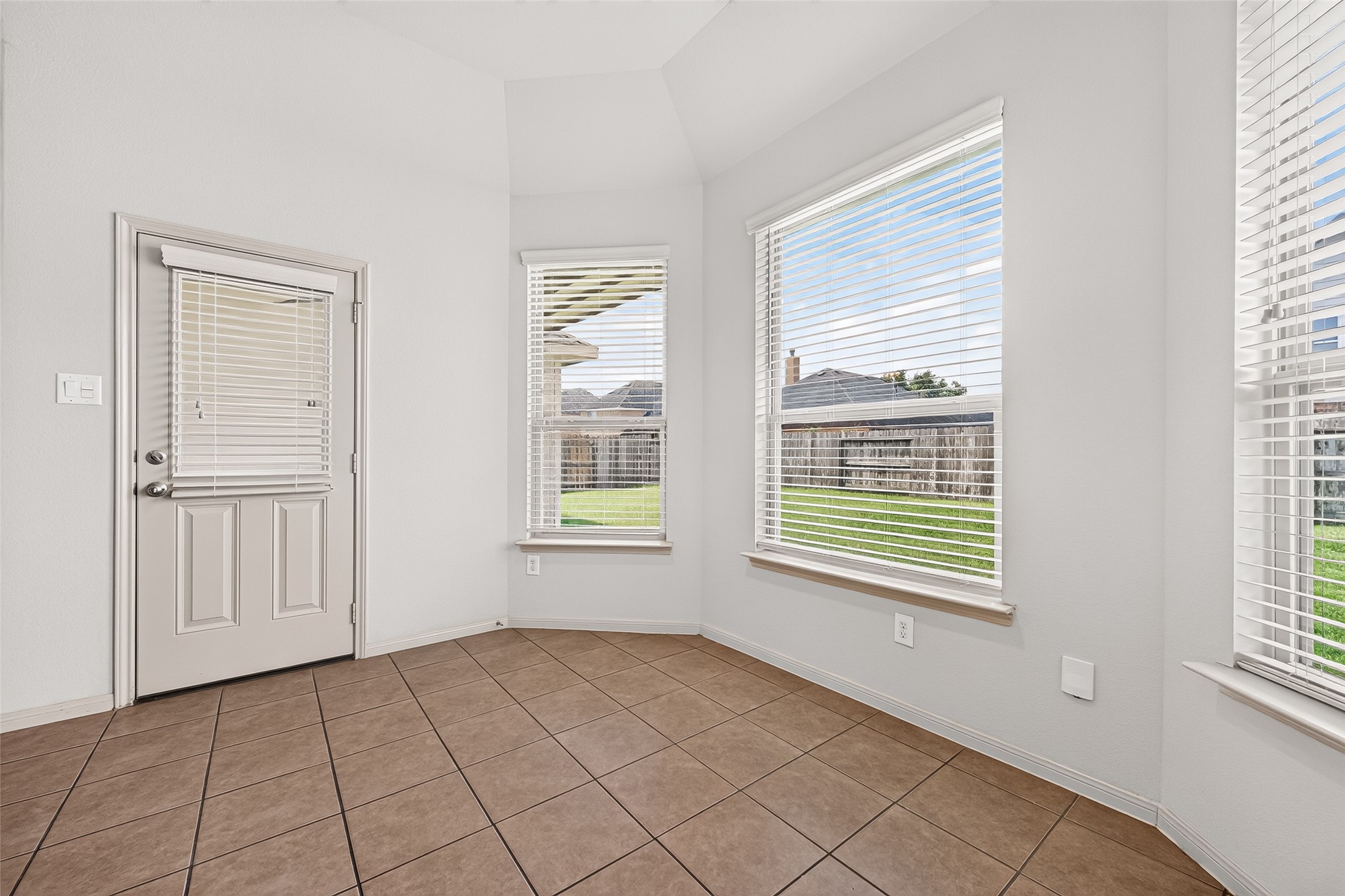 9214 Cavalier Lane Rosenberg, TX 77469 - Photo 18 of 37