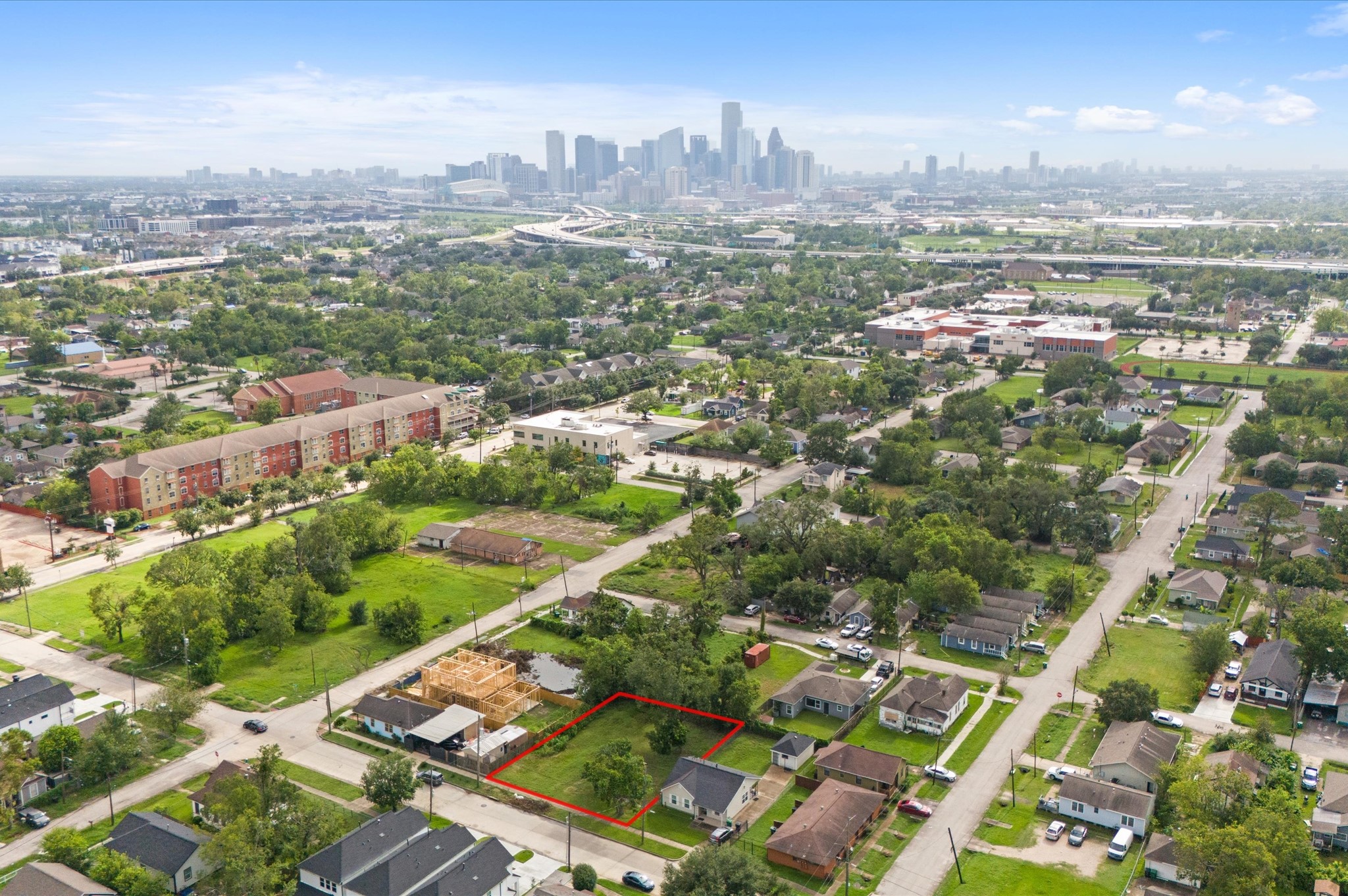 1711 Benson Street Houston, TX 77020 - Photo 7 of 11 an aerial view of multiple house