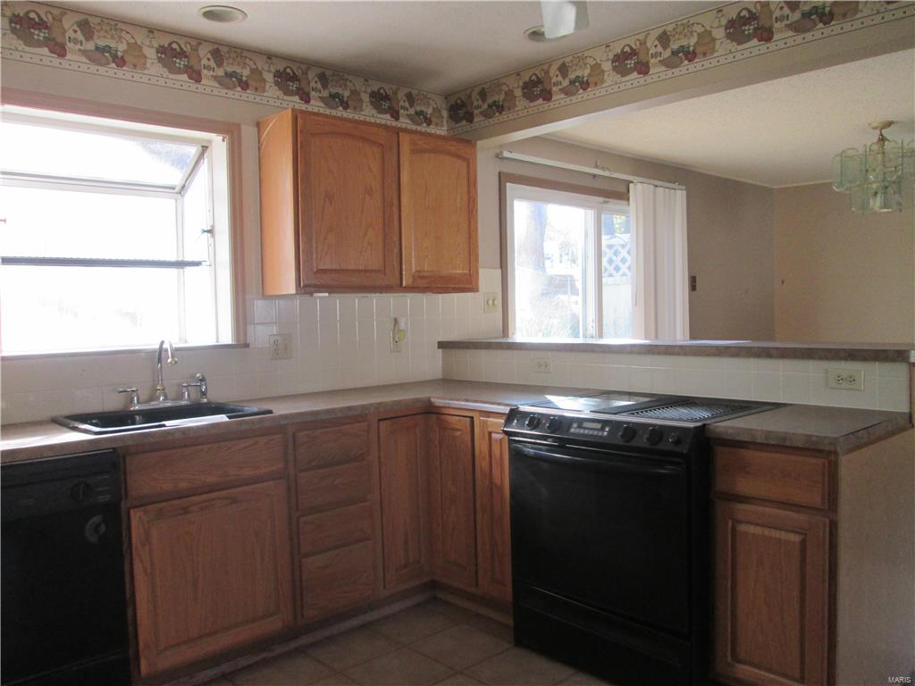 3500 Adie Road St. Ann, MO 63074 - Photo 4 of 23 Gallery Image 4