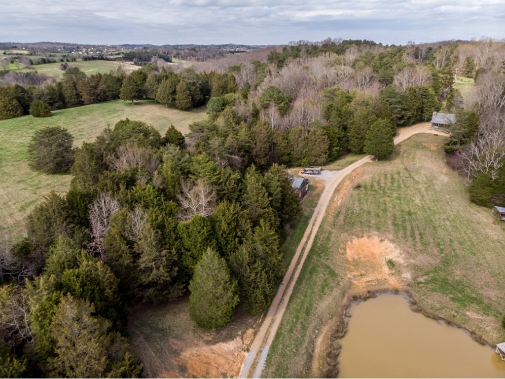 1718 West Allens Bridge Road Greeneville, TN 37743 - Photo 27 of 30 Photo 27