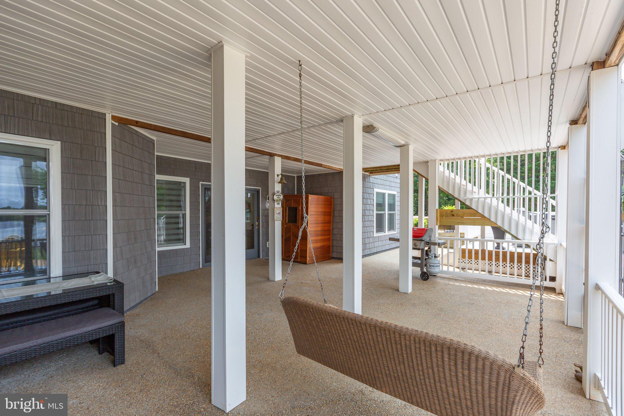 565 Busbees Point Road Bumpass, VA 23024 - Photo 67 of 135 Covered patio with lake views