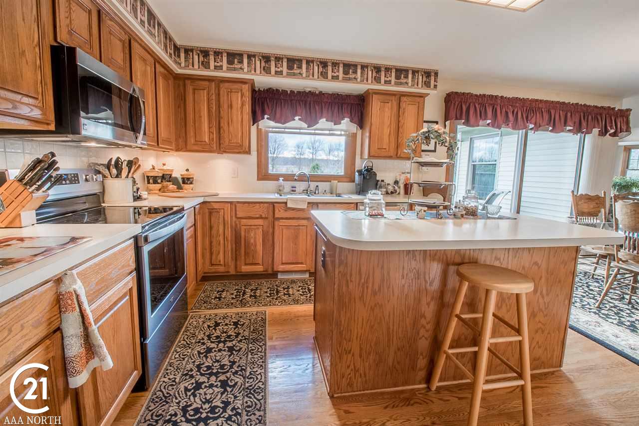 5900 Kidder Road Almont, MI 48003 - Photo 22 of 58 31375940-21.JPG
