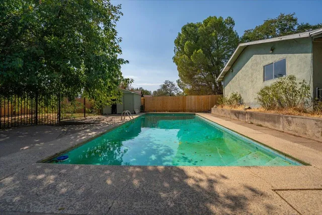 $285,000 | 1565 Becky Way, Redding, CA 96002