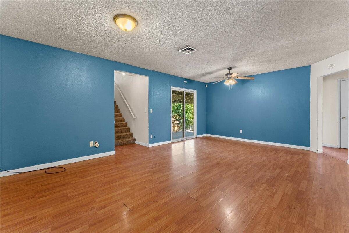 1565 Becky Way Redding, CA 96002 - Photo 6 of 14 05-1565 Becky Way - I-25