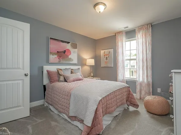 770 Heartpine Drive, Mebane, NC 27302