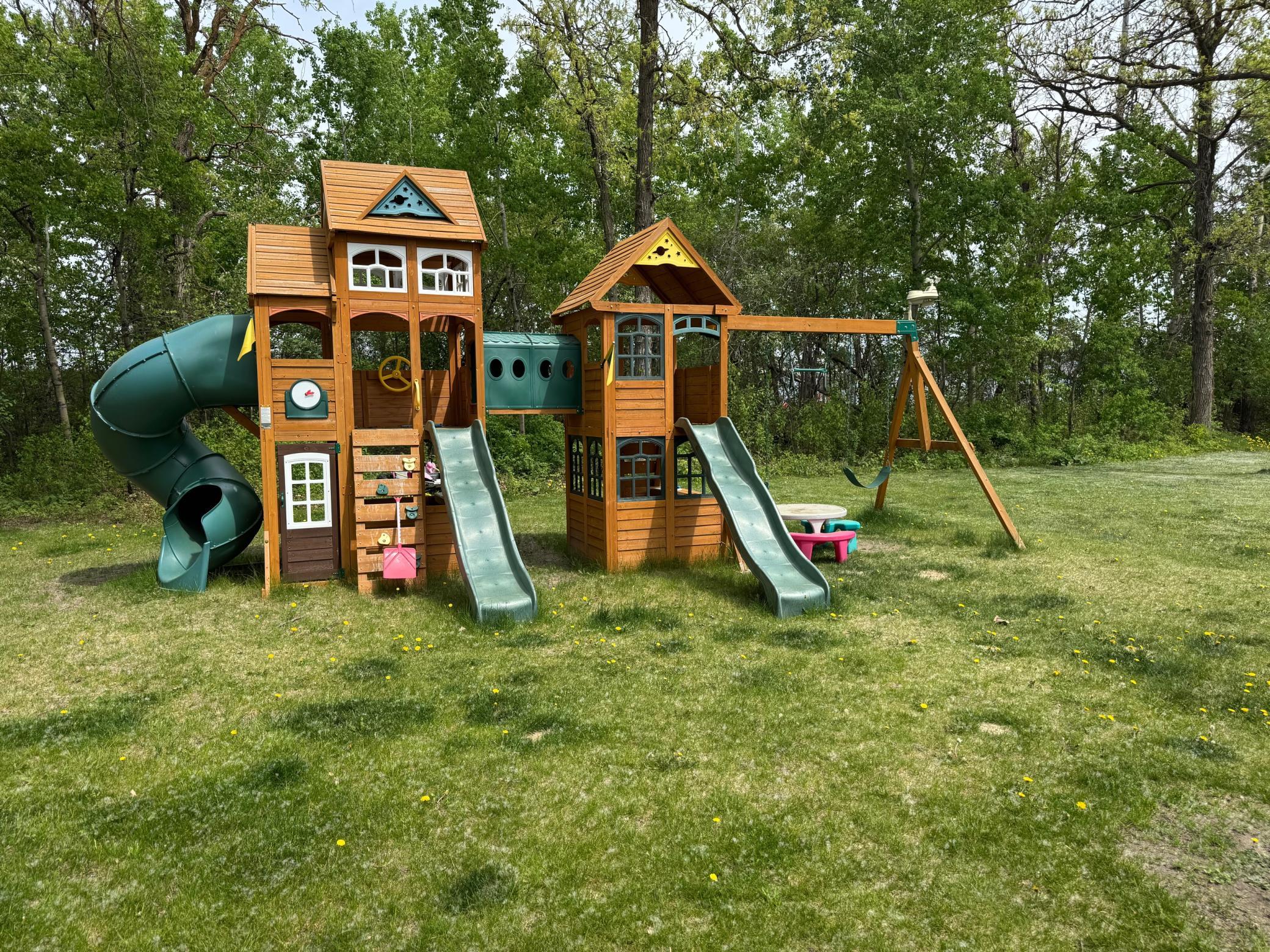 901 6th Street Southwest Roseau, MN 56751 - Photo 29 of 31