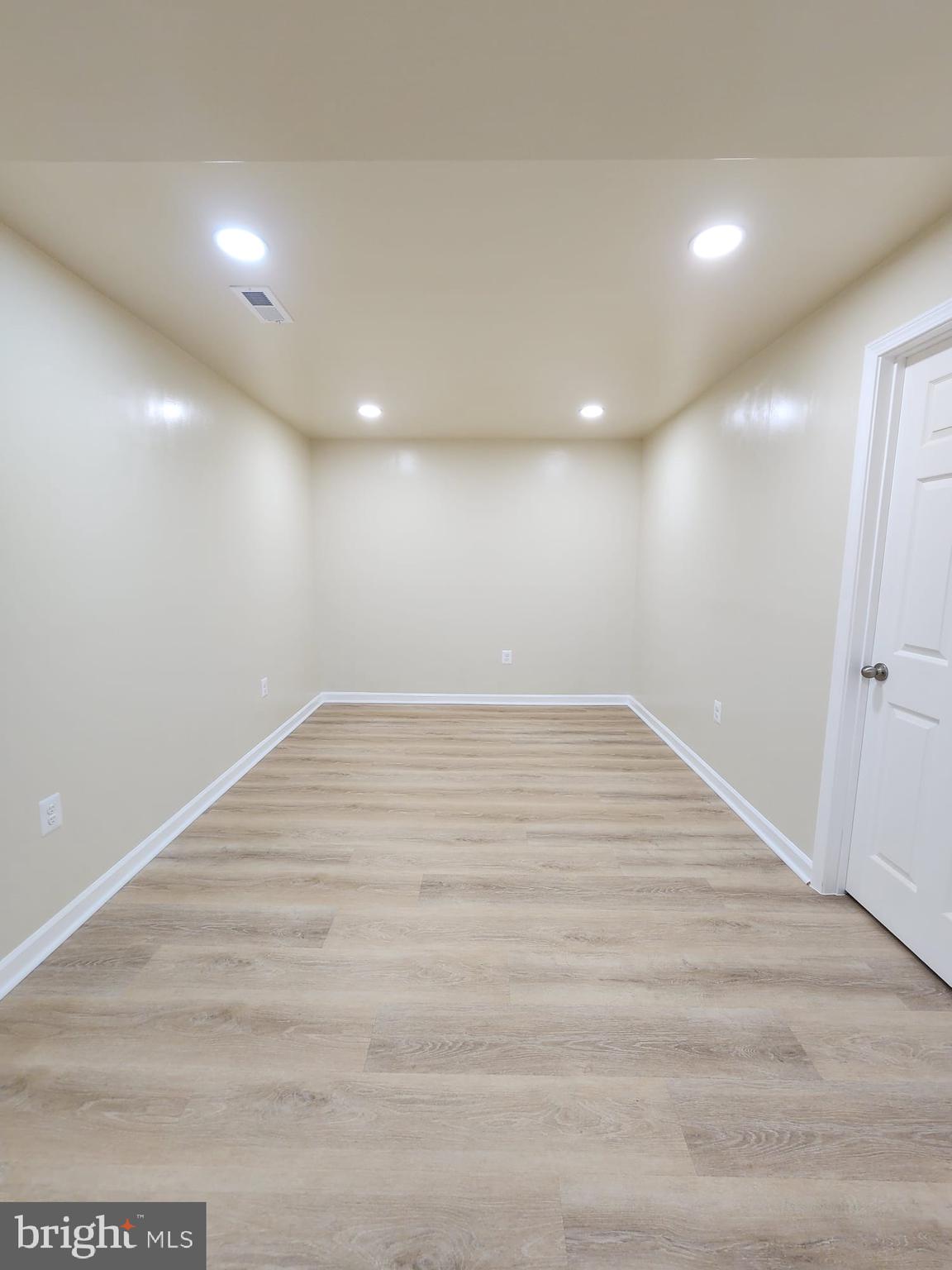 15826 Aerial View Road Woodbridge, VA 22193 - Photo 11 of 23