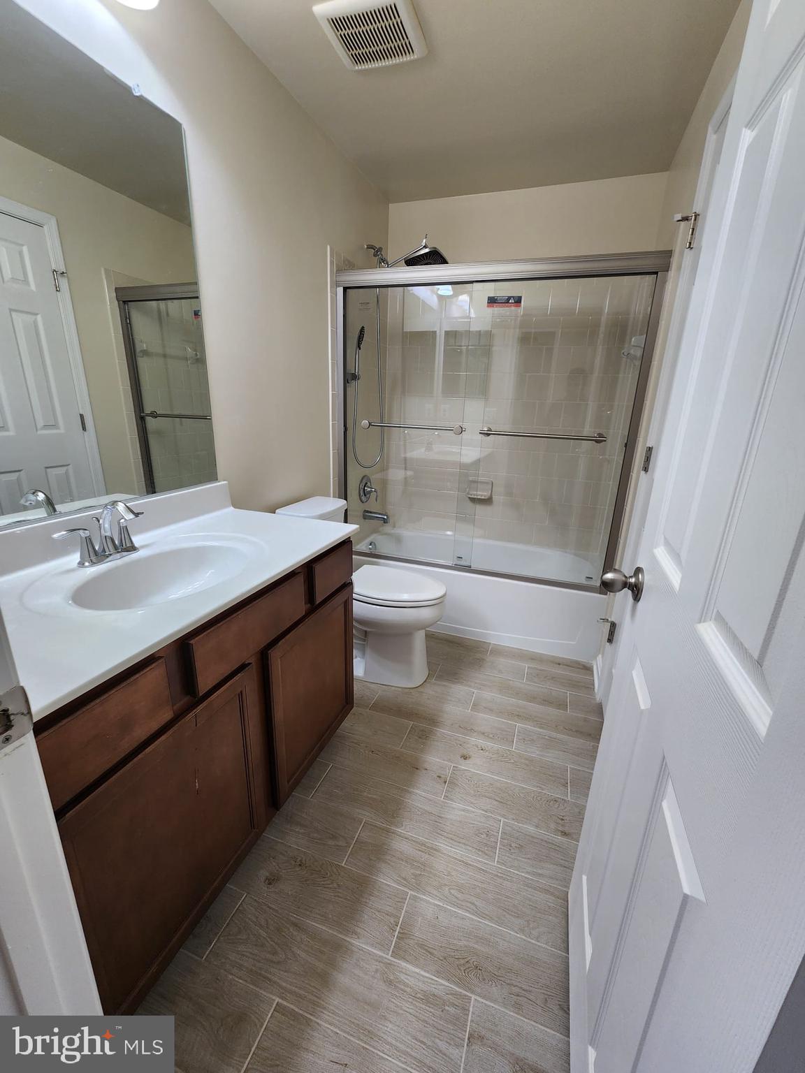 15826 Aerial View Road Woodbridge, VA 22193 - Photo 6 of 23