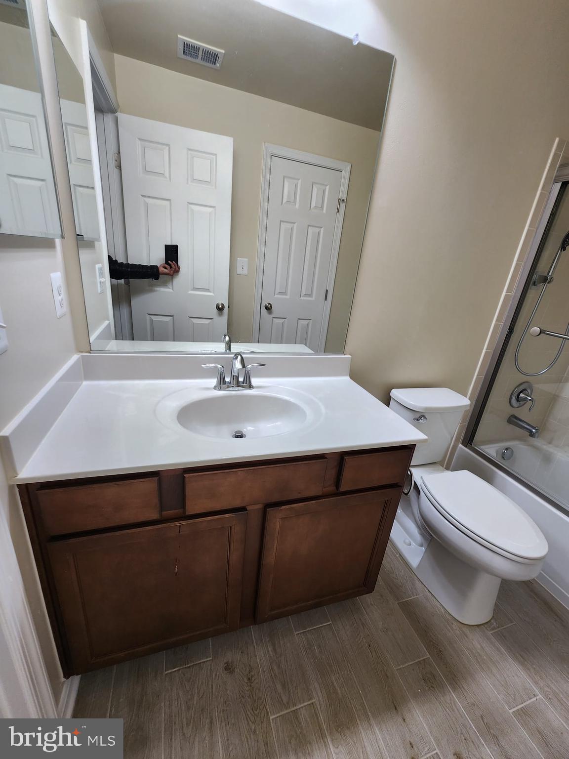 15826 Aerial View Road Woodbridge, VA 22193 - Photo 10 of 23