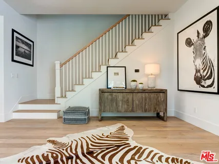 a view of entryway and hall