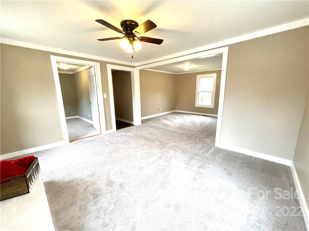351 Huckleberry Ridge Road Hiddenite, NC 28636 - Photo 4 of 17 Gallery Image 4