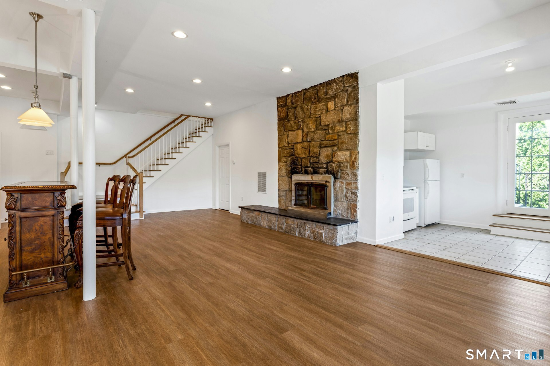 192 Frenchtown Road Bridgeport, CT 06606 - Photo 23 of 28 Other view of the family room