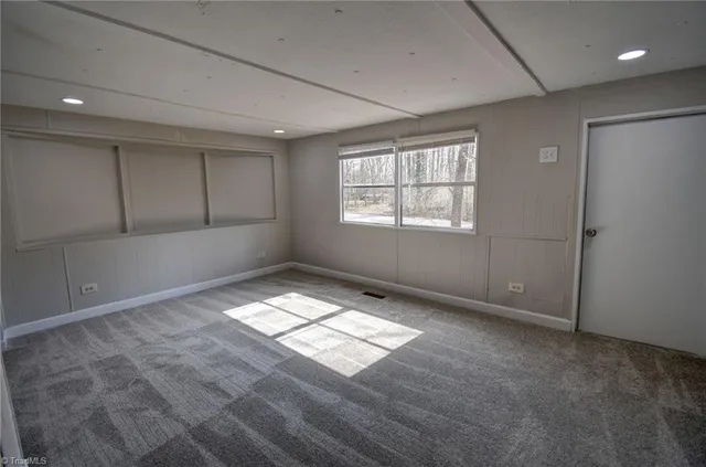 $1,200 | 4606 Woodvery Drive, Liberty, NC 27298