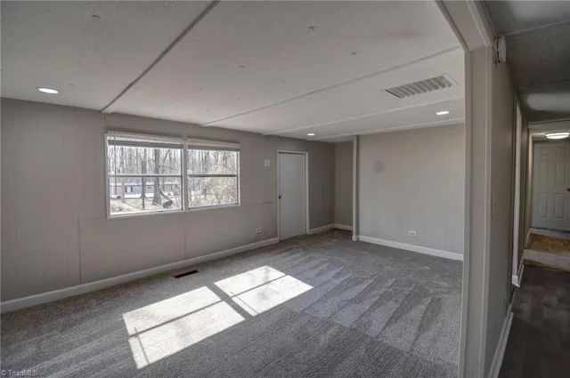 $1,200 | 4606 Woodvery Drive, Liberty, NC 27298