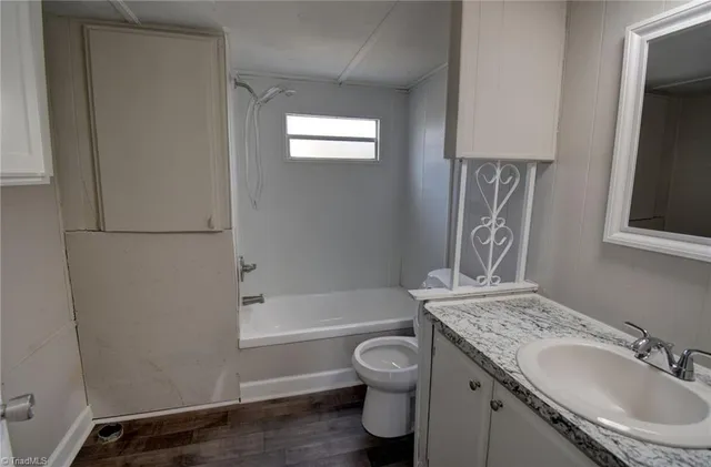 $1,200 | 4606 Woodvery Drive, Liberty, NC 27298