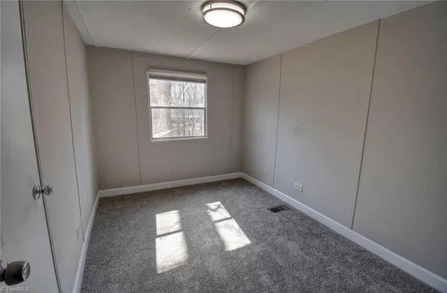 $1,200 | 4606 Woodvery Drive, Liberty, NC 27298