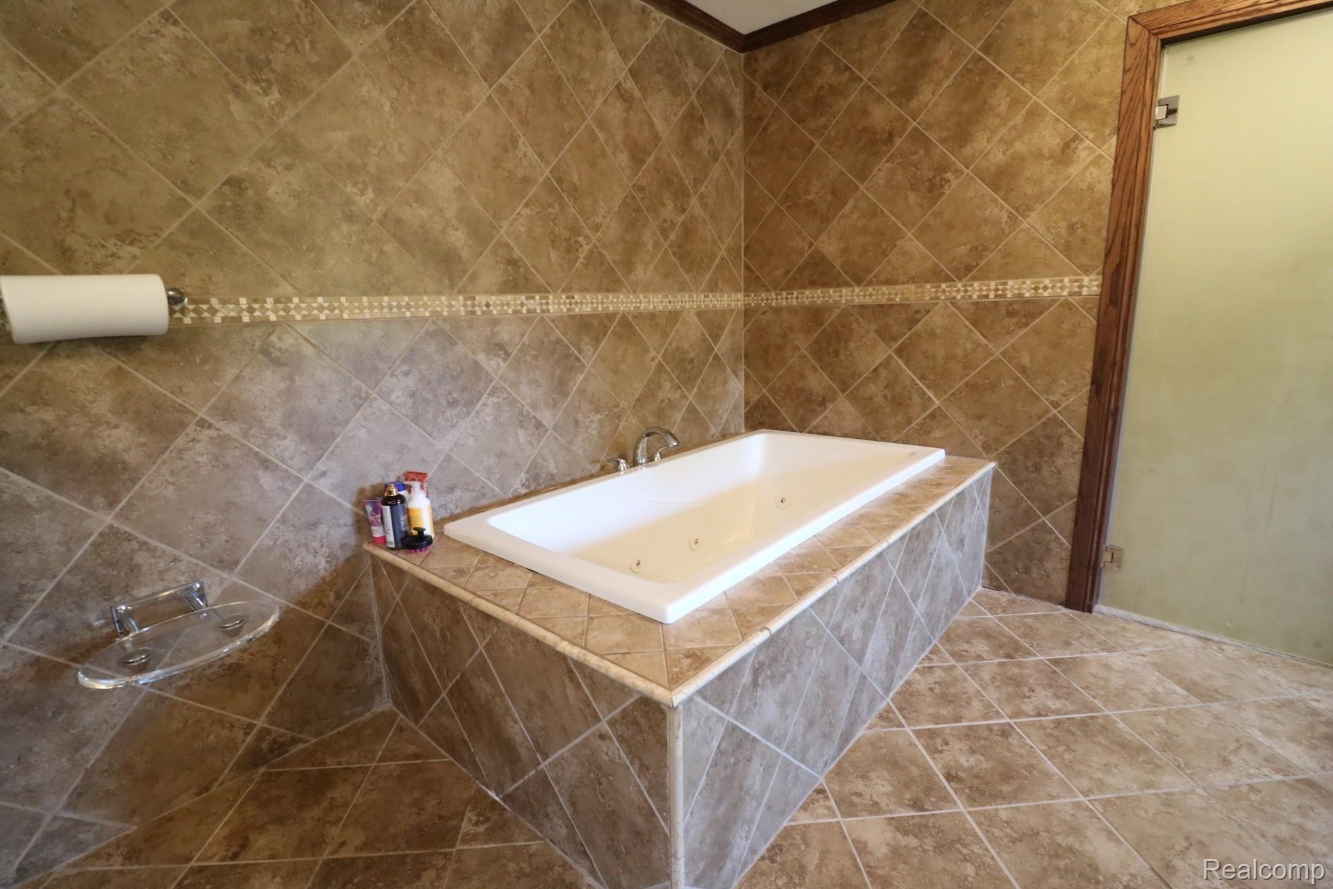 759 West Brocker Road Metamora, MI 48455 - Photo 21 of 45 IMG_7547.JPG