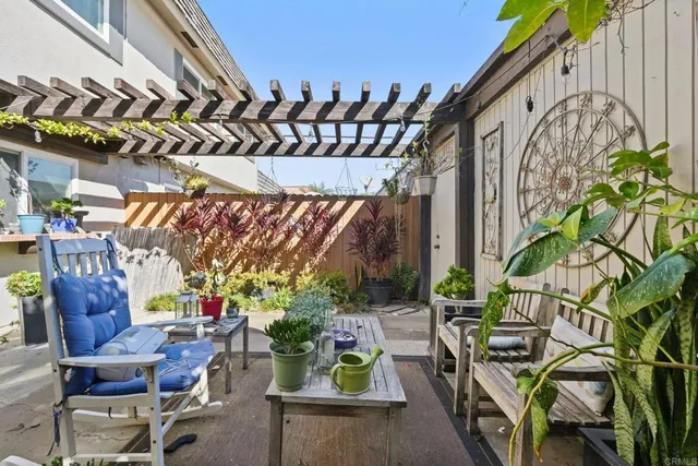 $838,000 | 10144 Bloomfield Avenue, Cypress, CA 90630