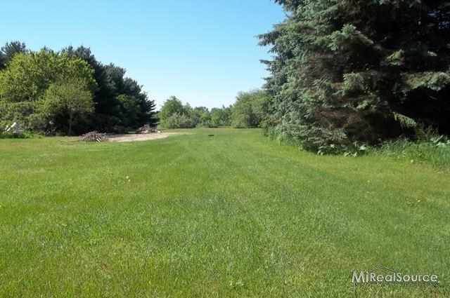 1670 Mortimer Line Road Croswell, MI 48422 - Photo 24 of 24 31150590-24.JPG
