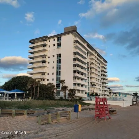 $1,800 | 27 Ocean Shore Drive, Ormond Beach, FL 32176