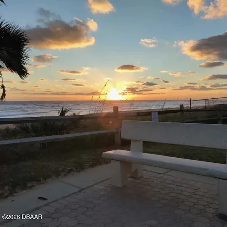 $1,800 | 27 Ocean Shore Drive, Ormond Beach, FL 32176