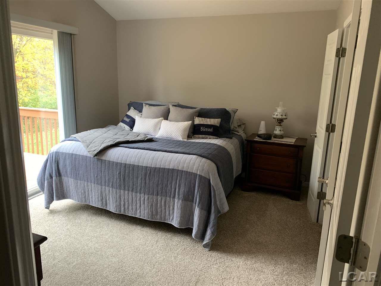 643 Ridge Lane, Unit B Tecumseh, MI 49286 - Photo 4 of 14