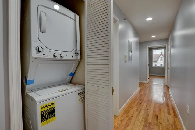 a view of utility room