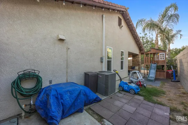 $437,500 | Undisclosed Address, Delano, CA 93215