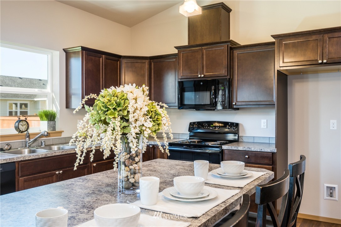 3836 McLaughlin Road Mount Vernon, WA 98273 - Photo 11 of 23 Gallery Image 11