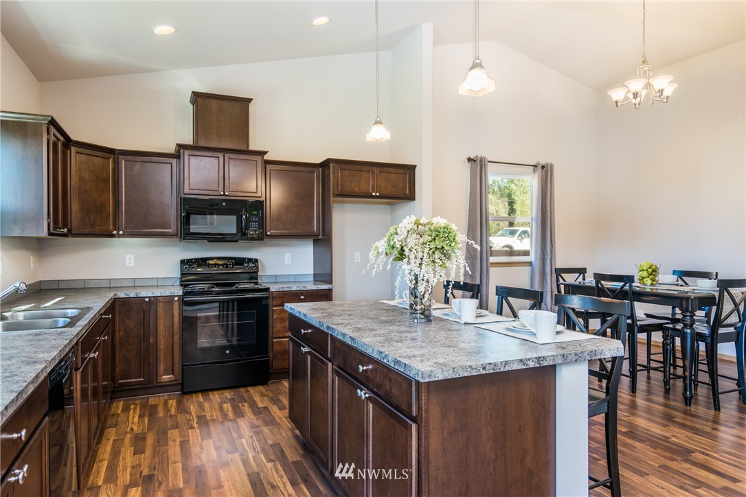 3836 McLaughlin Road Mount Vernon, WA 98273 - Photo 13 of 23 Gallery Image 13