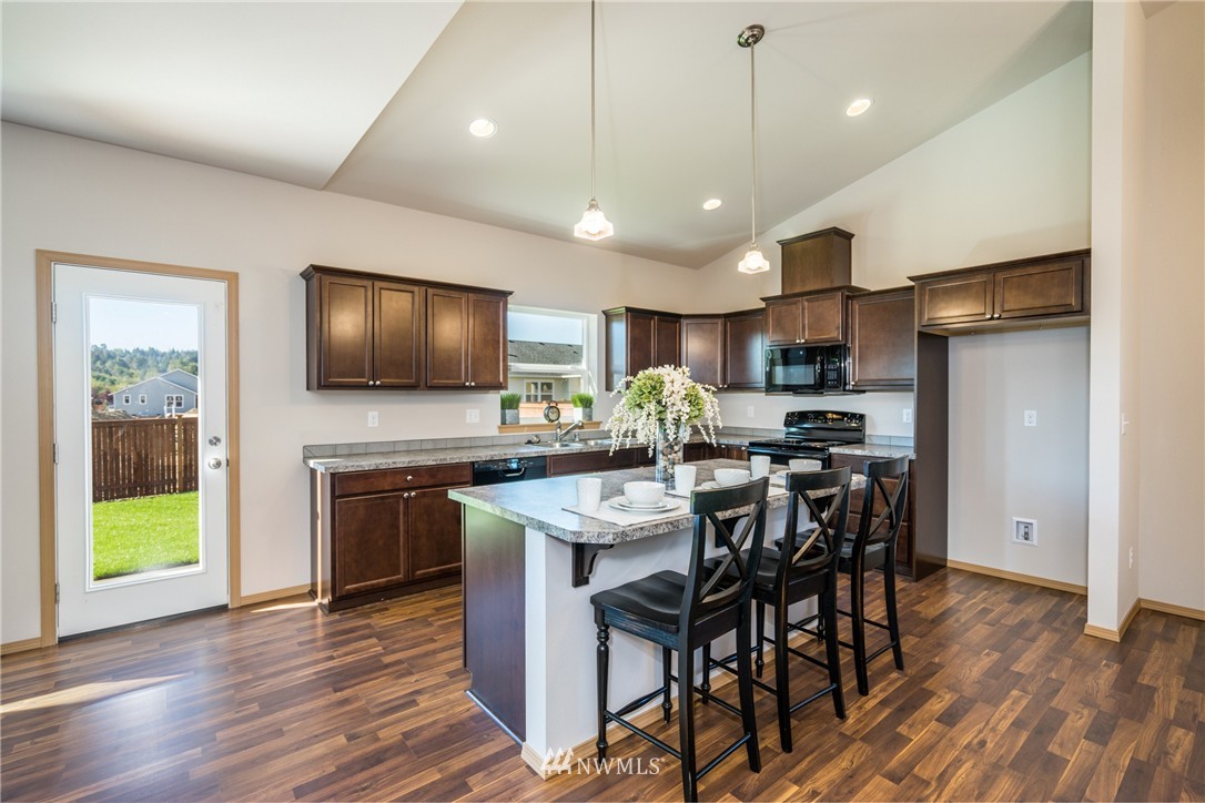 3836 McLaughlin Road Mount Vernon, WA 98273 - Photo 10 of 23 Gallery Image 10