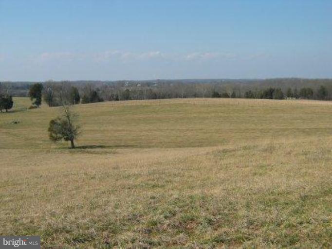 10407 Eustace Road Midland, VA 22728 - Photo 13 of 14 Pasture and View