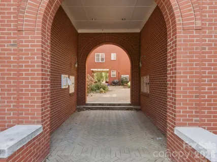 $380,000 | 400 Clarice Avenue, Unit 160, Charlotte, NC 28204