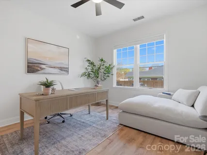 $380,000 | 400 Clarice Avenue, Unit 160, Charlotte, NC 28204