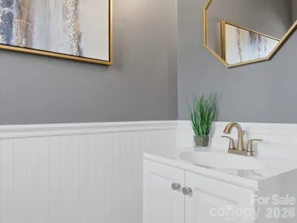 $380,000 | 400 Clarice Avenue, Unit 160, Charlotte, NC 28204