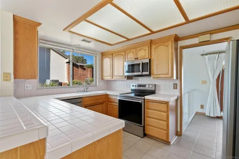 $750,000 | 44 Vía Casitas, Bonsall, CA 92003