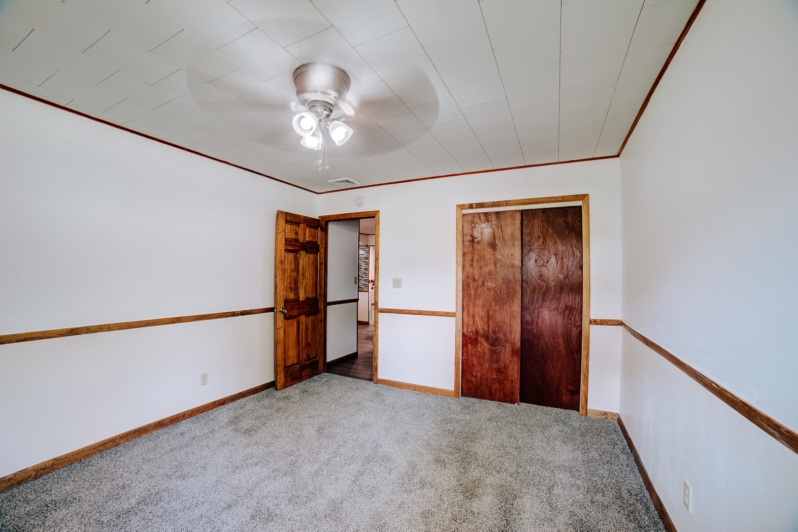 465 East Ash Street Watseka, IL 60970 - Photo 21 of 25