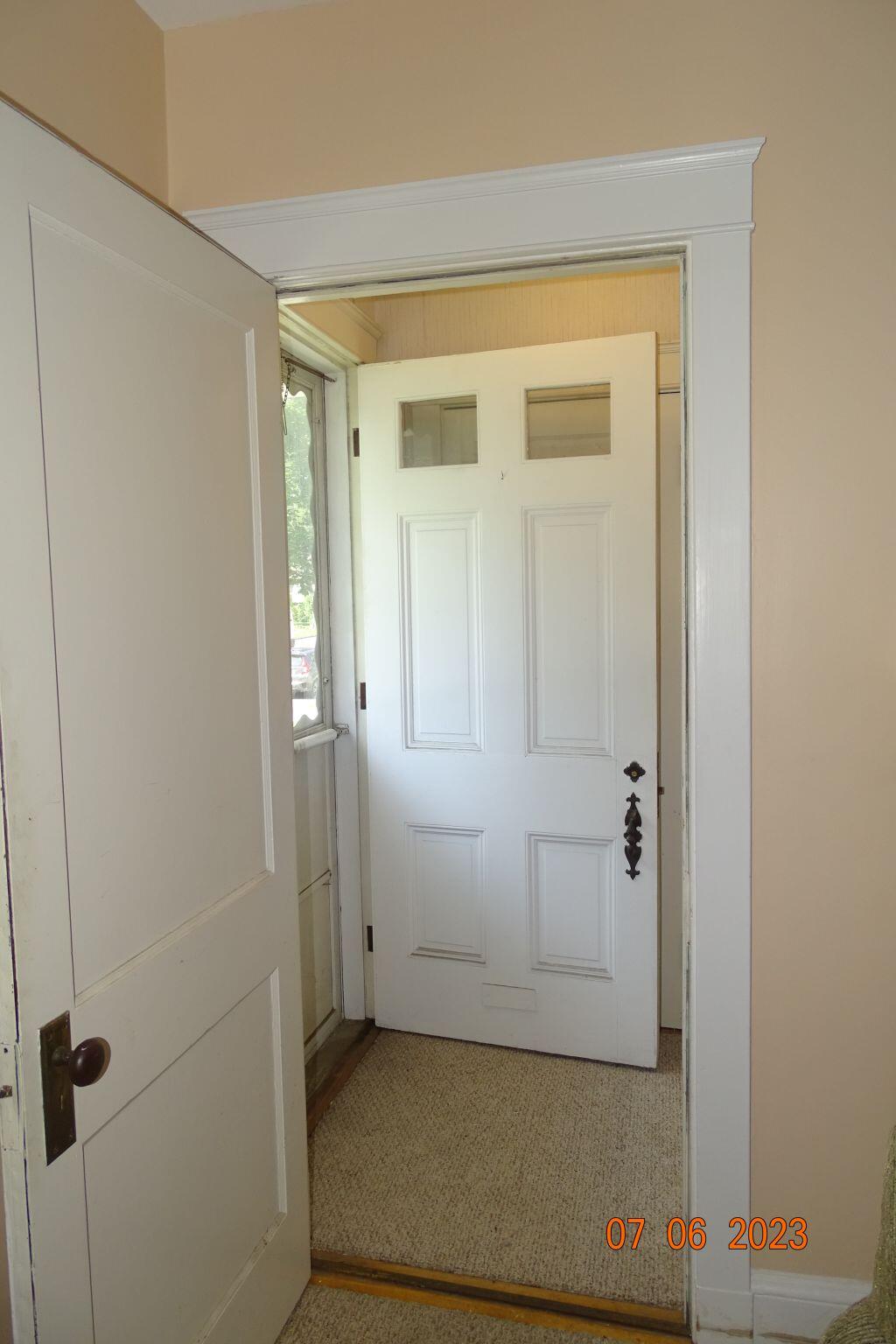 19 Columbia Road Portland, ME 04103 - Photo 17 of 63 Enclosed Entry Foyer