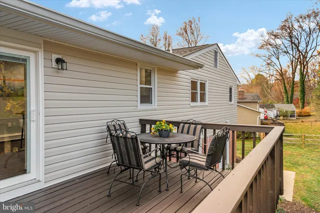 $675,000 | 10774 West Crestview Lane, Laurel, MD 20723